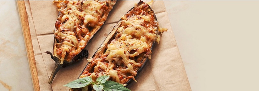 AUBERGINES FARCIES À LA VIANDE DE POULET